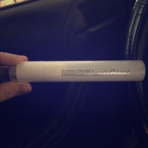 Rodan & Fields Lash Boost